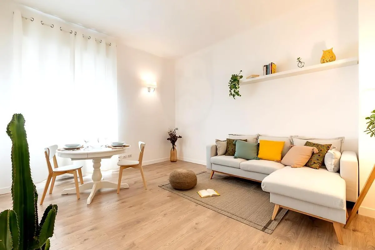 Asclepio - Fiera Milano-Duomo- San Siro Apartment 0*, Milan Italy